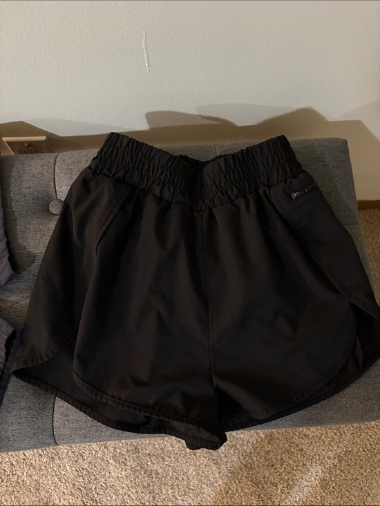 Blooming Jelly Pants - Black Women's Layered Athletic Shorts with Elastic Waist